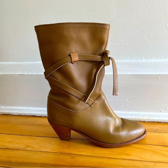 Frye Boots - Picture 9 of 10